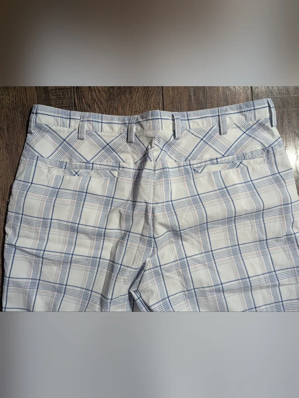Men's IZOD Perform X Golf Blue & Red Striped Shorts Sz 40 ~ 6 Pockets 100% Poly